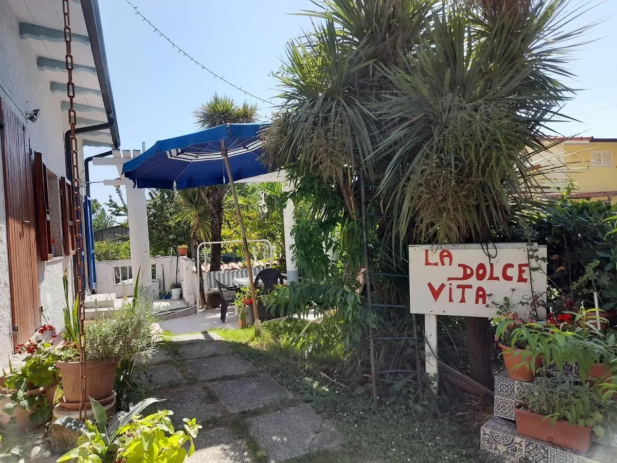 Sogno Vacanze Apartment Massa  Massa (Tuscany)